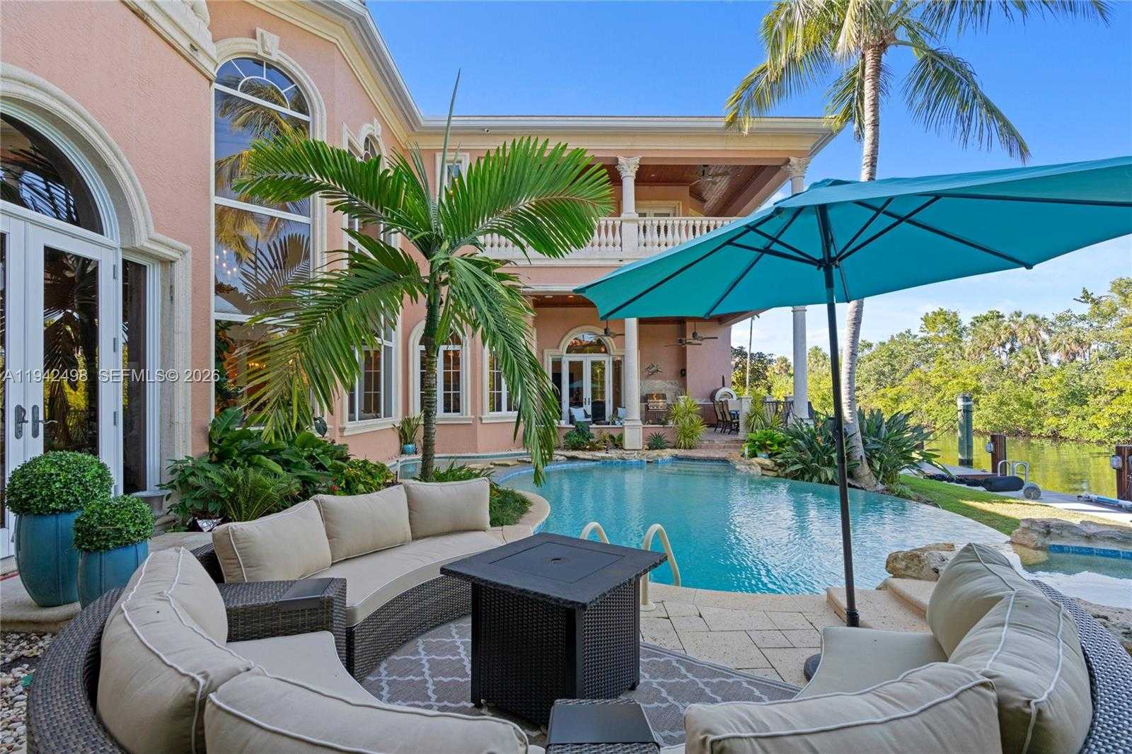 Small Image of 833 HARBOUR ISLE PLACE, North Palm Beach Number 12