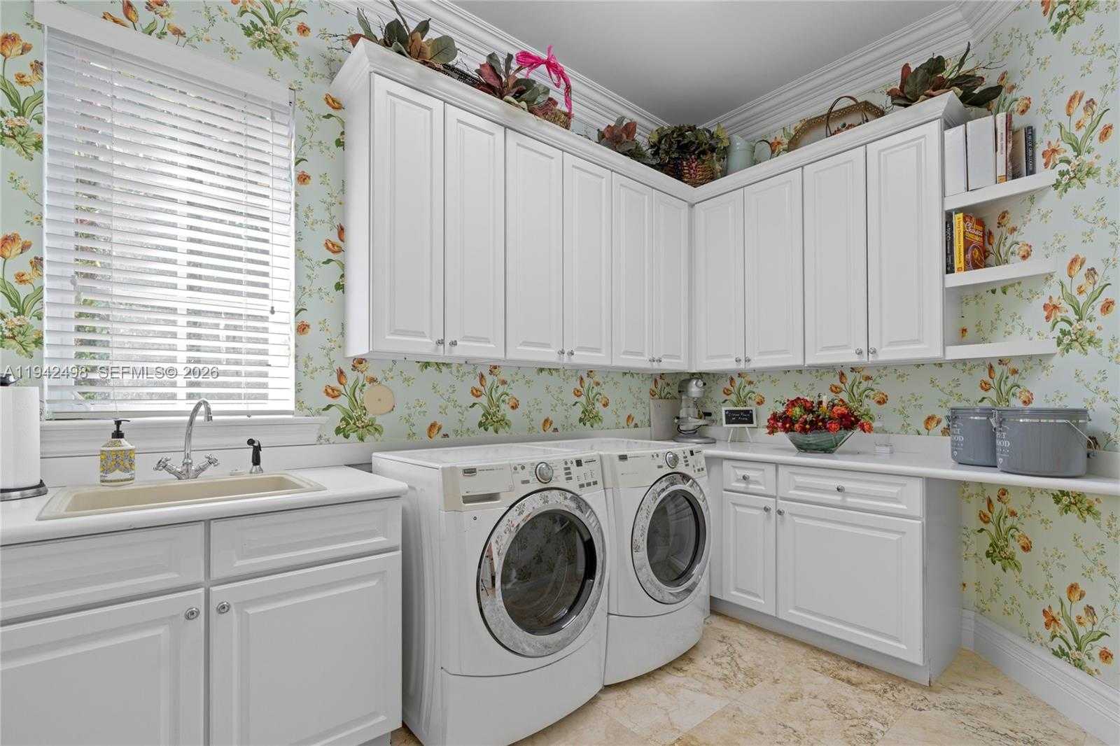 Small Image of 833 HARBOUR ISLE PLACE, North Palm Beach Number 71