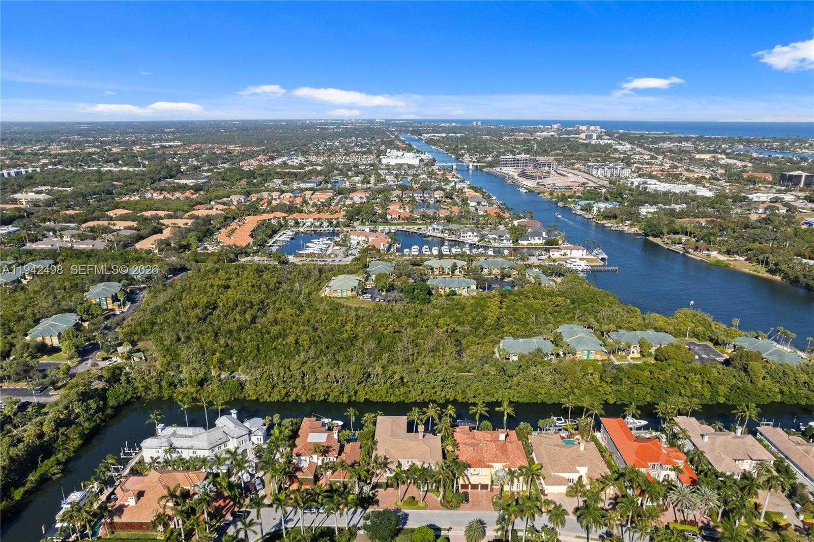 Small Image of 833 HARBOUR ISLE PLACE, North Palm Beach Number 74