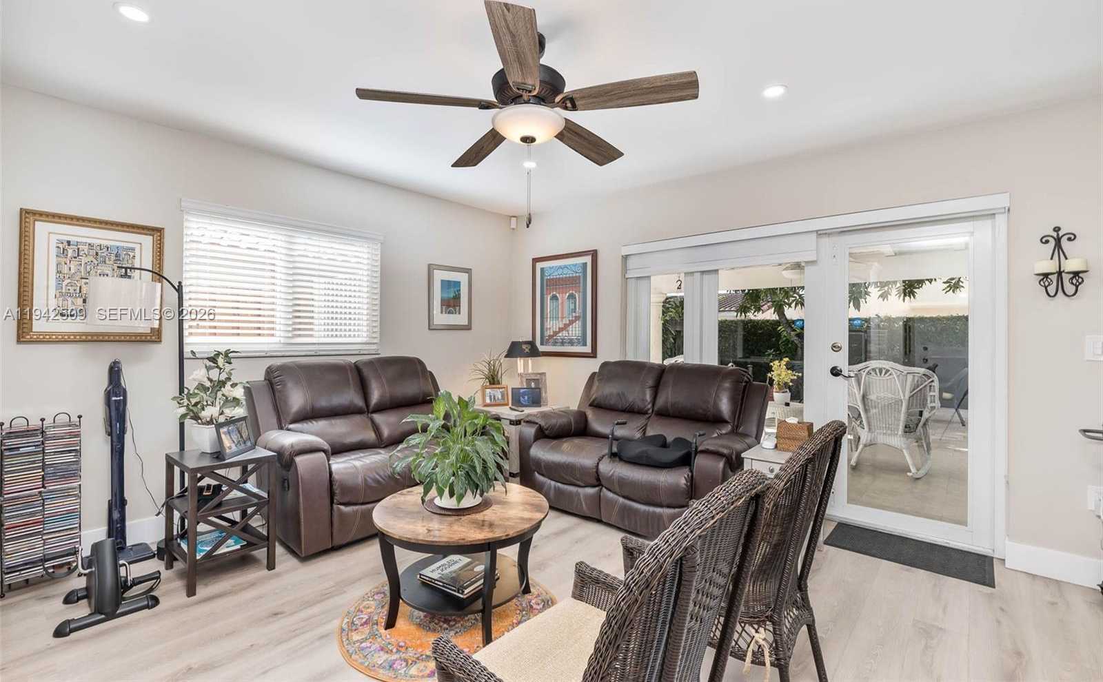 Small Image of 1804 SOUTH WEST 104TH CT, Miami Number 10