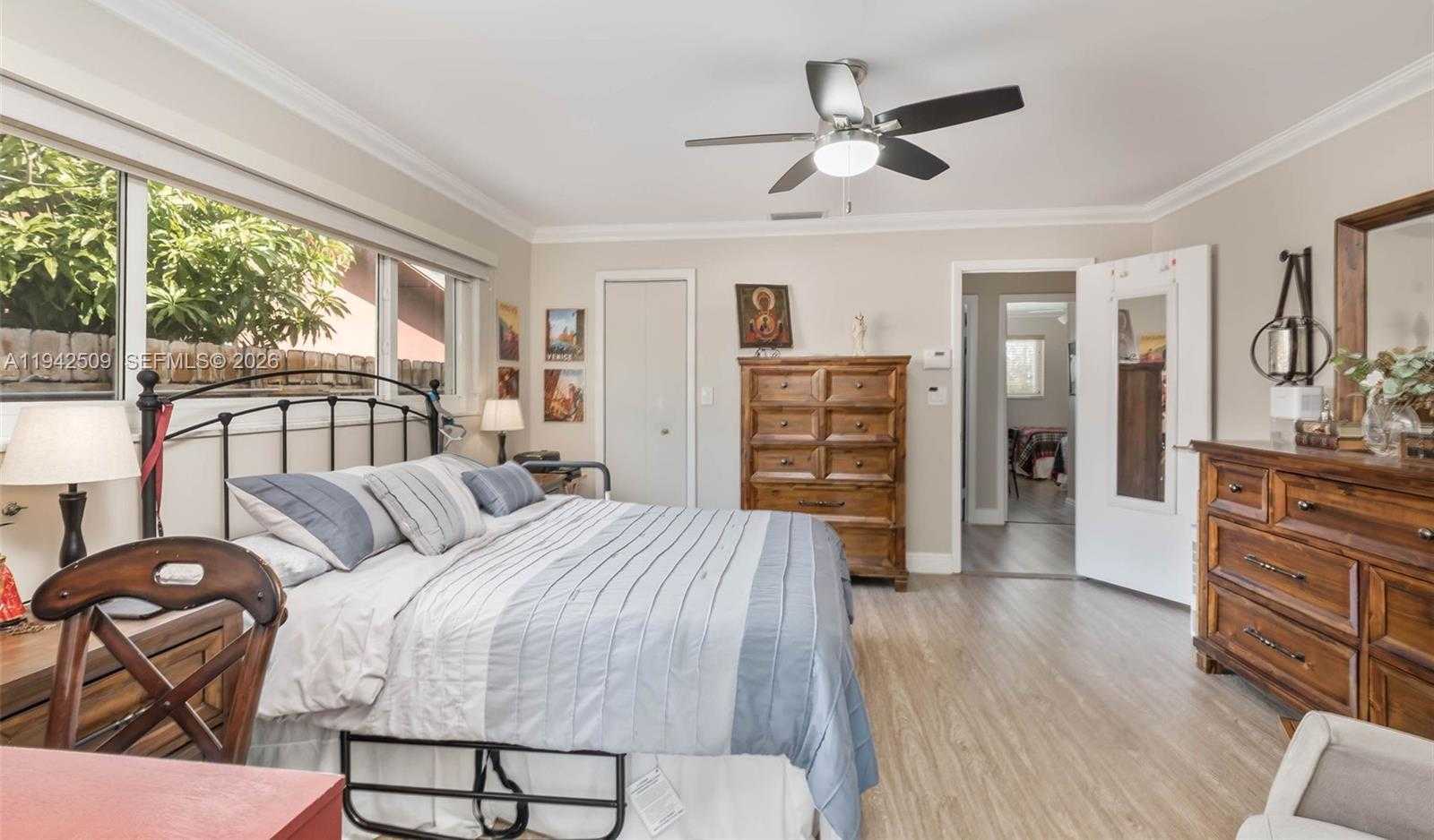 Small Image of 1804 SOUTH WEST 104TH CT, Miami Number 19