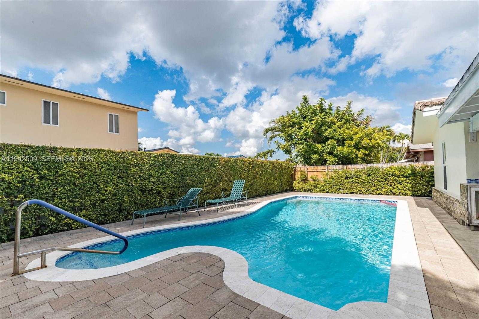 Small Image of 1804 SOUTH WEST 104TH CT, Miami Number 27