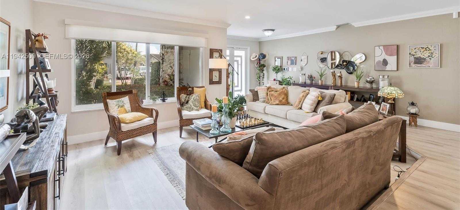 Small Image of 1804 SOUTH WEST 104TH CT, Miami Number 7