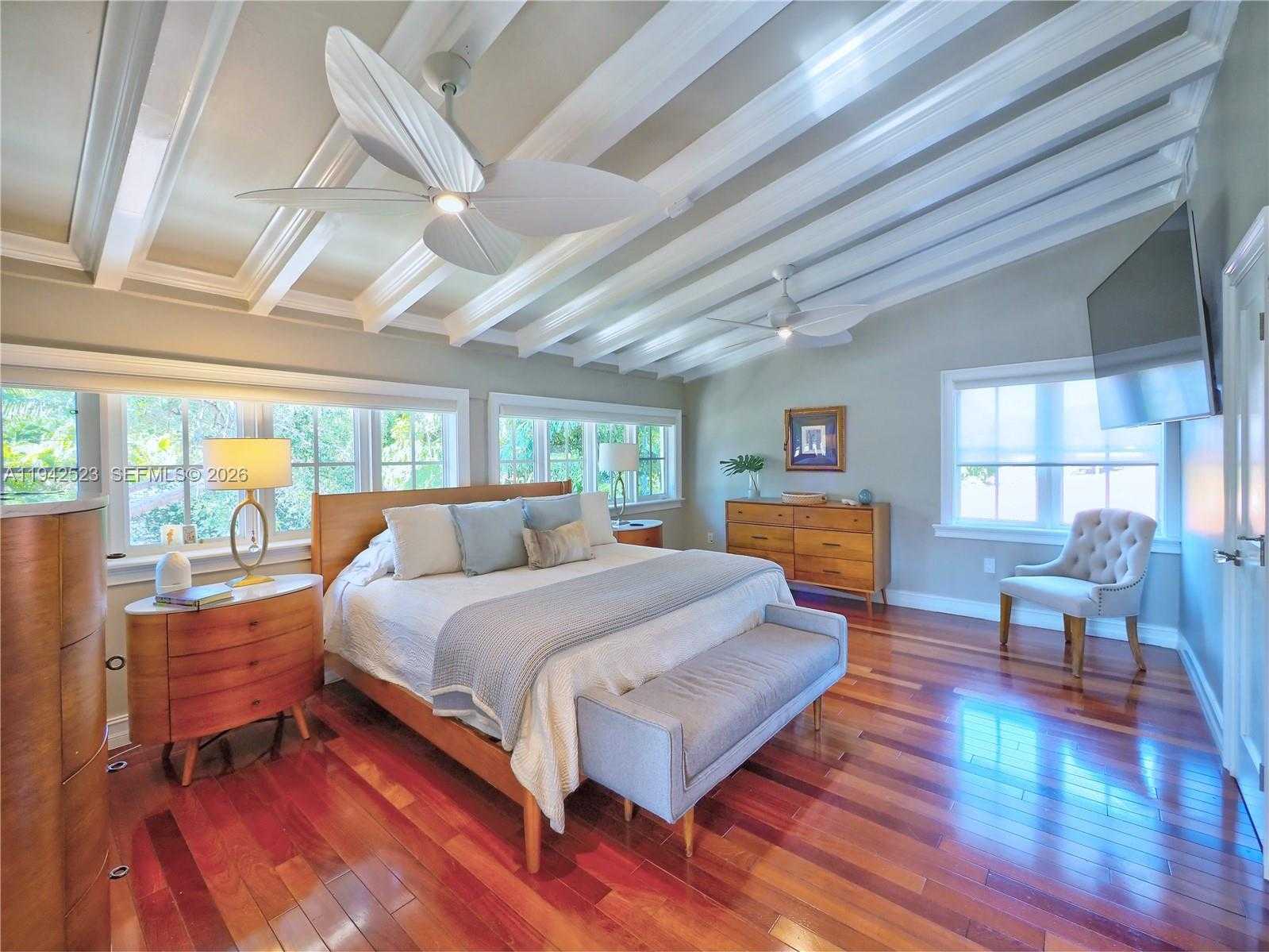 Small Image of 1229 SOROLLA AVE, Coral Gables Number 55