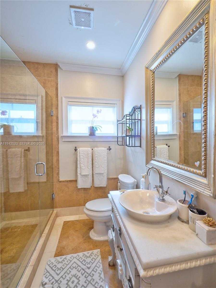 Small Image of 1229 SOROLLA AVE, Coral Gables Number 62