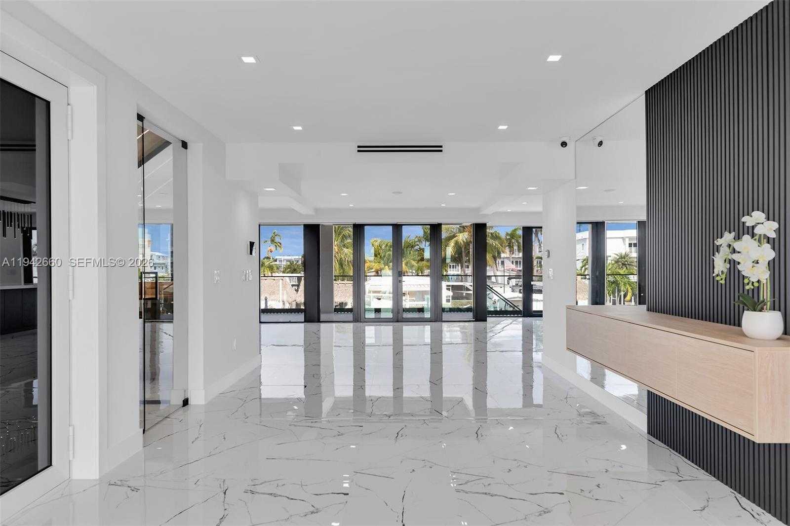 Small Image of 141 GRASSY RD, Key Largo Number 11