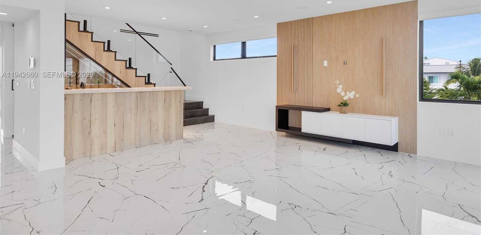 Small Image of 141 GRASSY RD, Key Largo Number 18