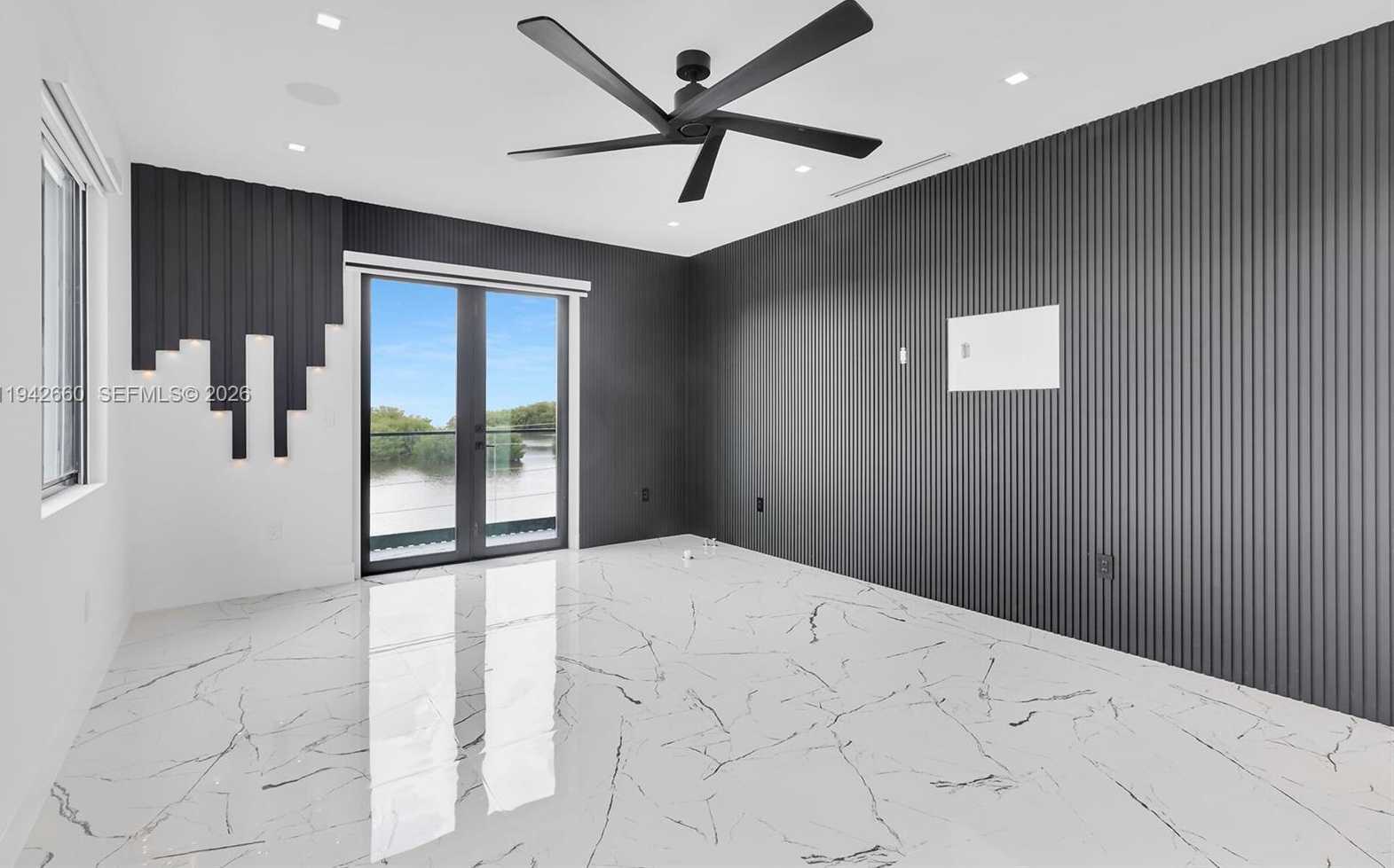 Small Image of 141 GRASSY RD, Key Largo Number 43