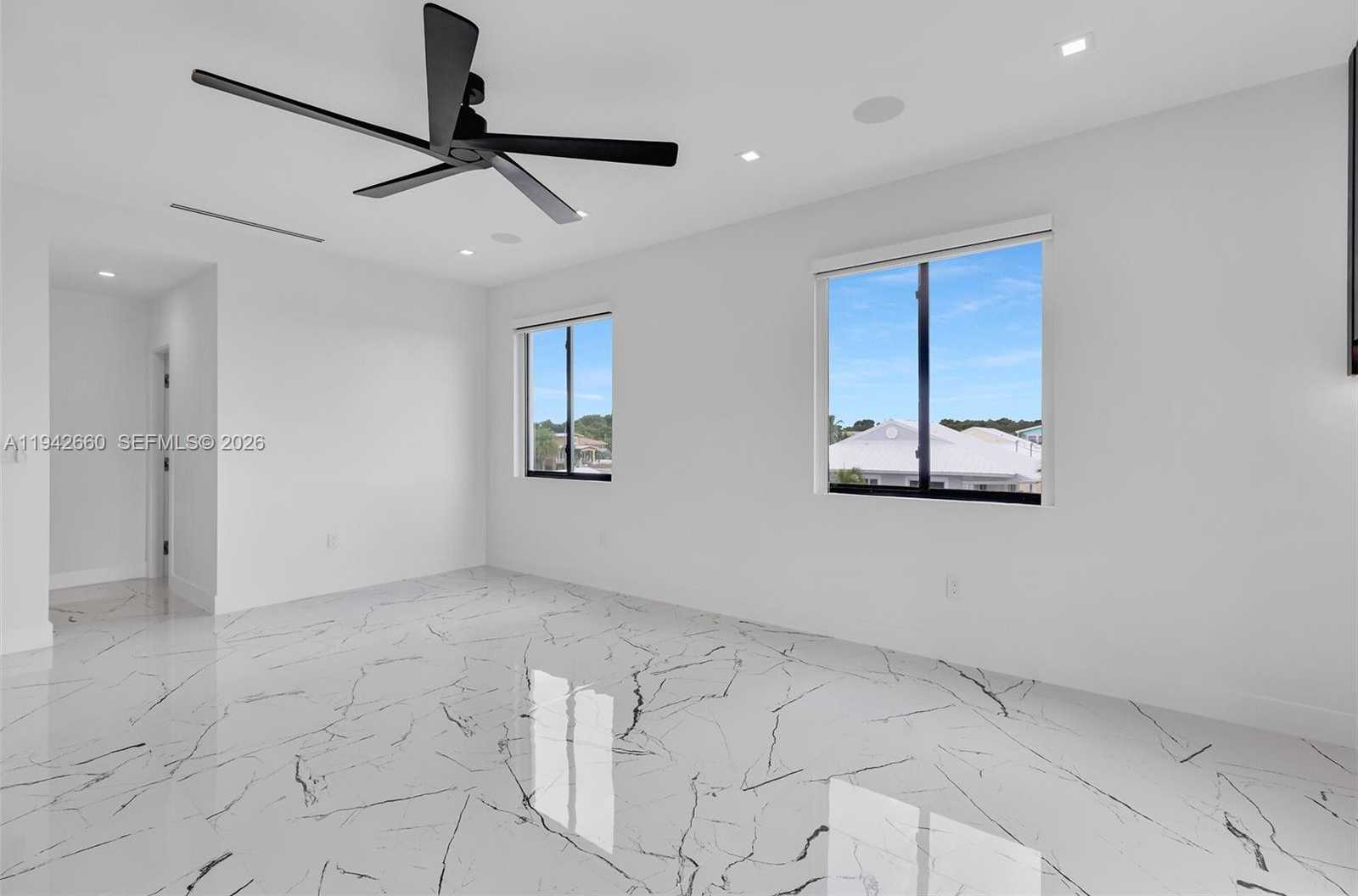 Small Image of 141 GRASSY RD, Key Largo Number 44