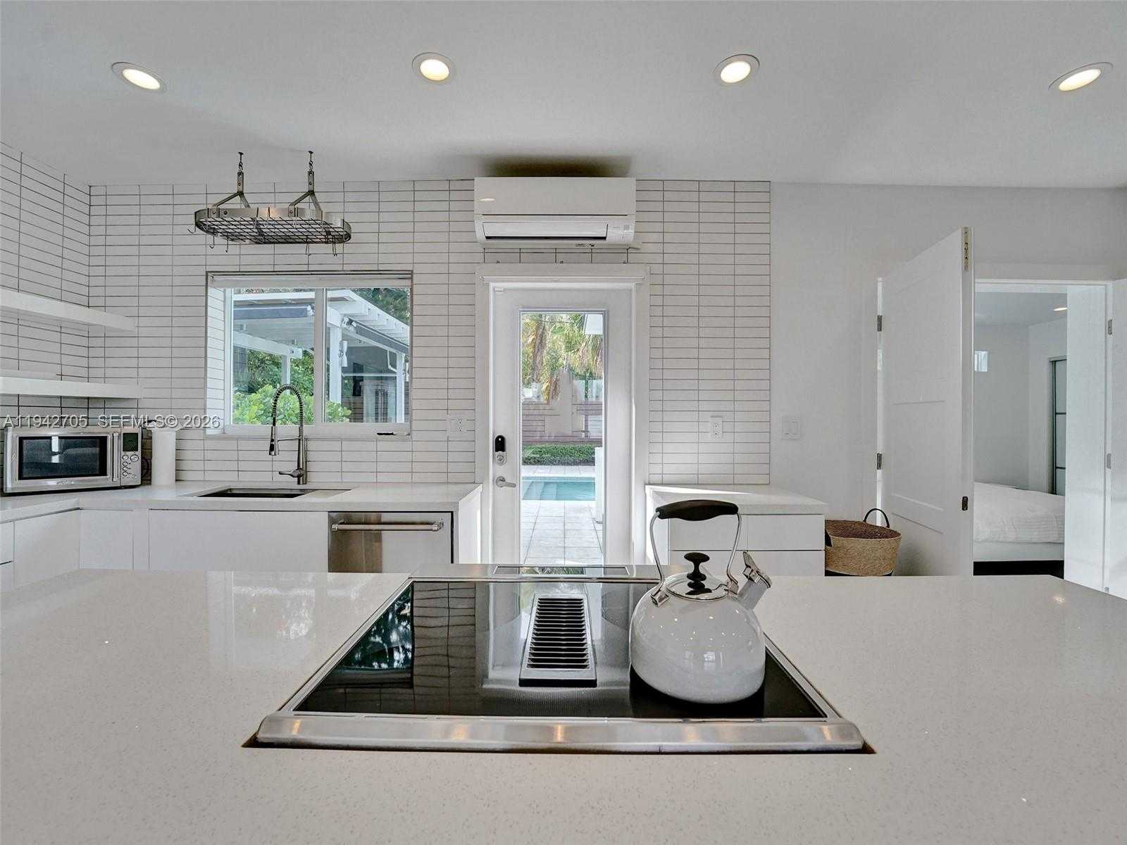 Small Image of 1440 SOUTH WEST 20TH ST, Fort Lauderdale Number 14