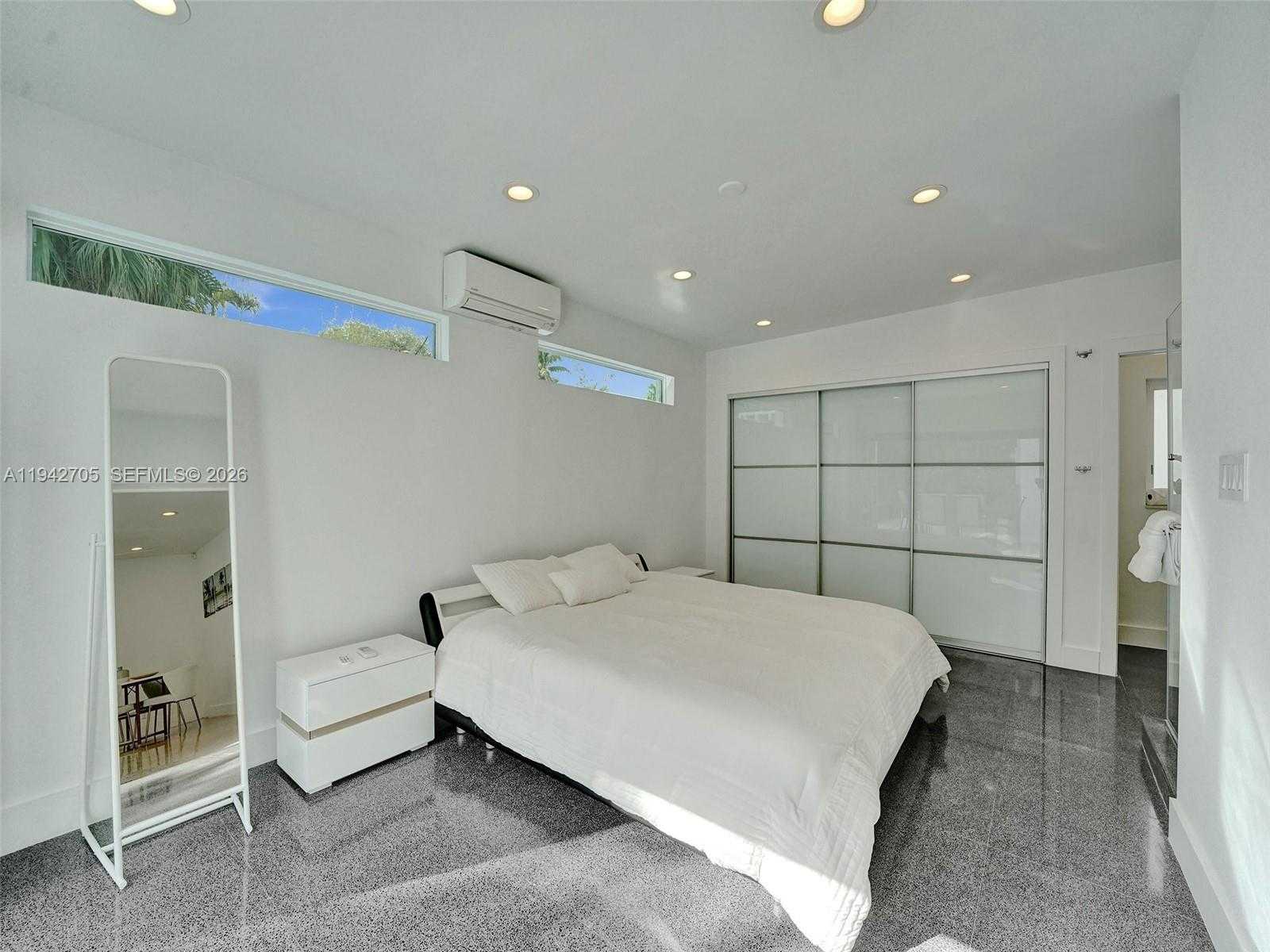 Small Image of 1440 SOUTH WEST 20TH ST, Fort Lauderdale Number 22