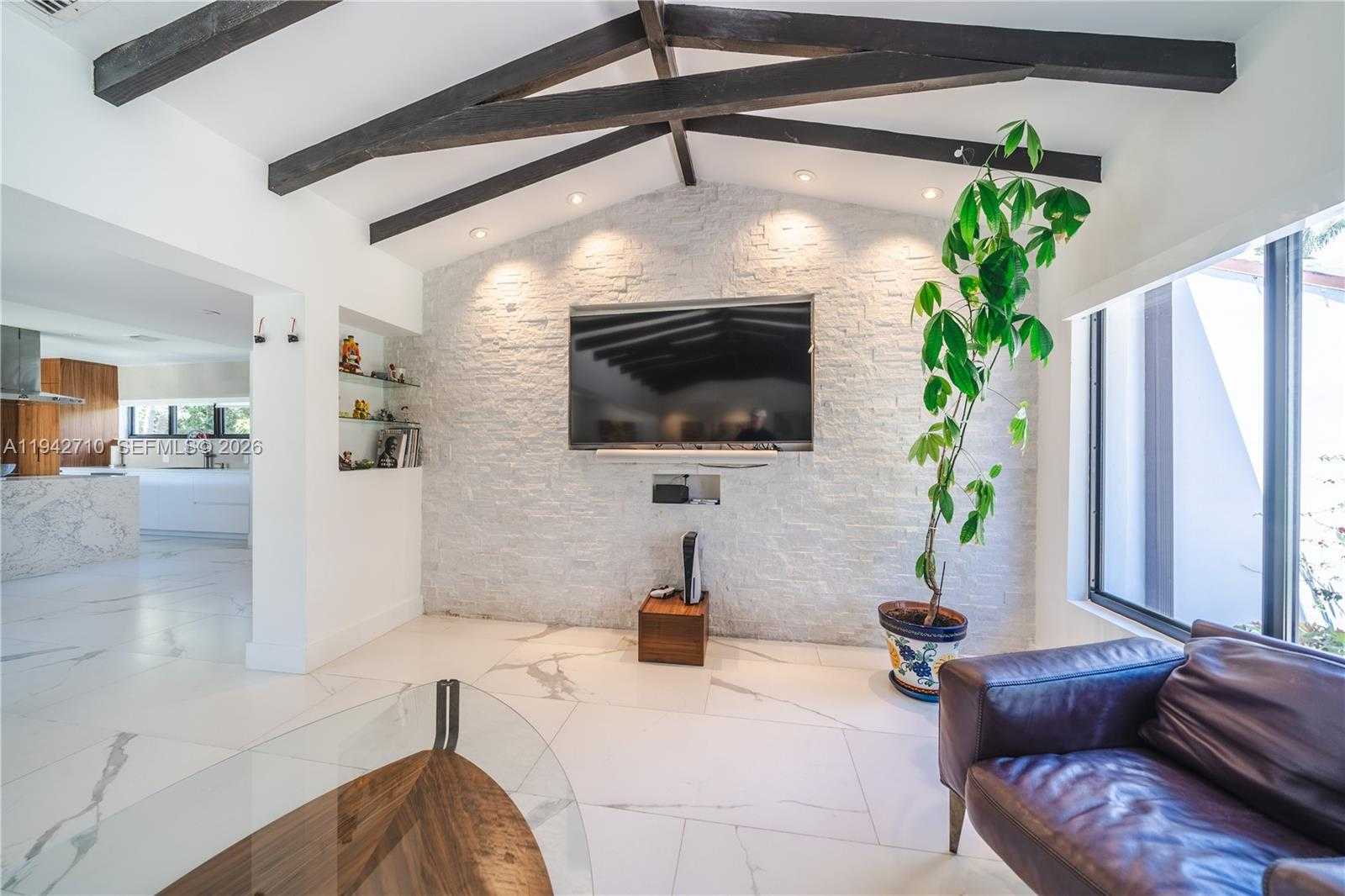 Small Image of 766 NORTH EAST 96TH ST, Miami Shores Number 7