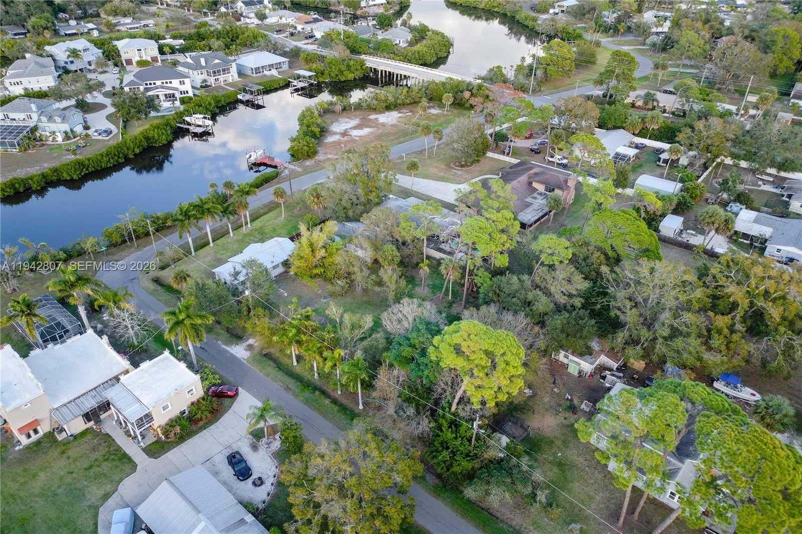 Small Image of 302 5TH ST SW, Other City - In The State Of Florida Number 6