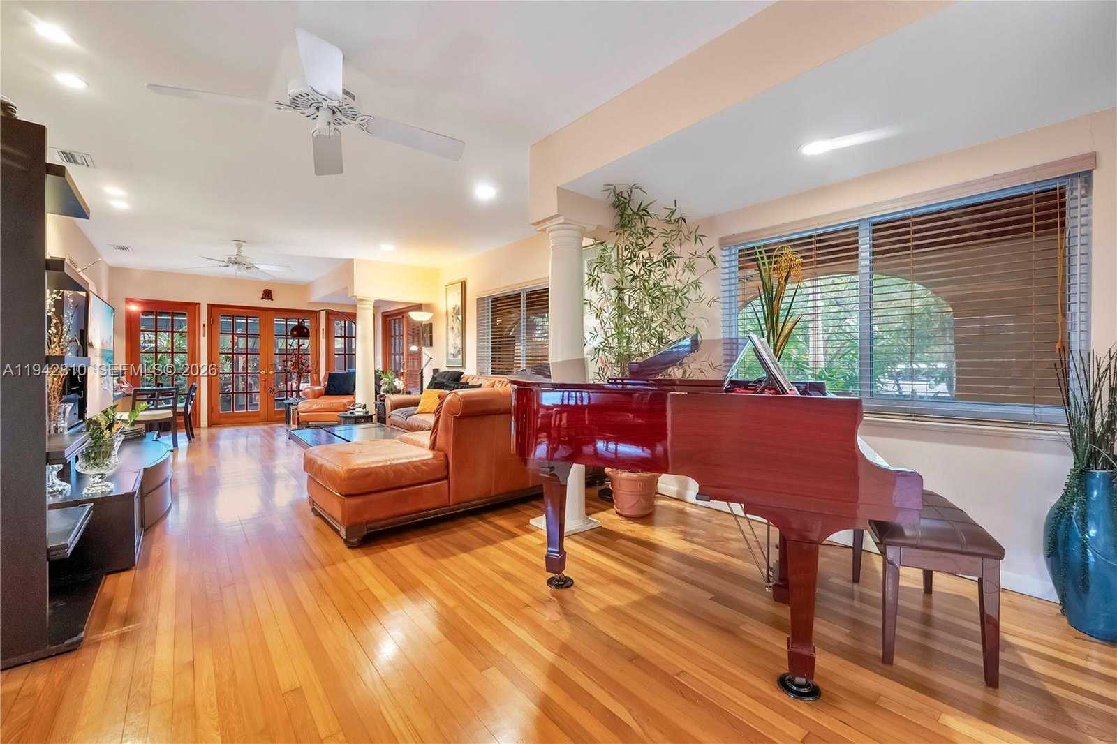 Small Image of 2496 ABACO AVE, Miami Number 10