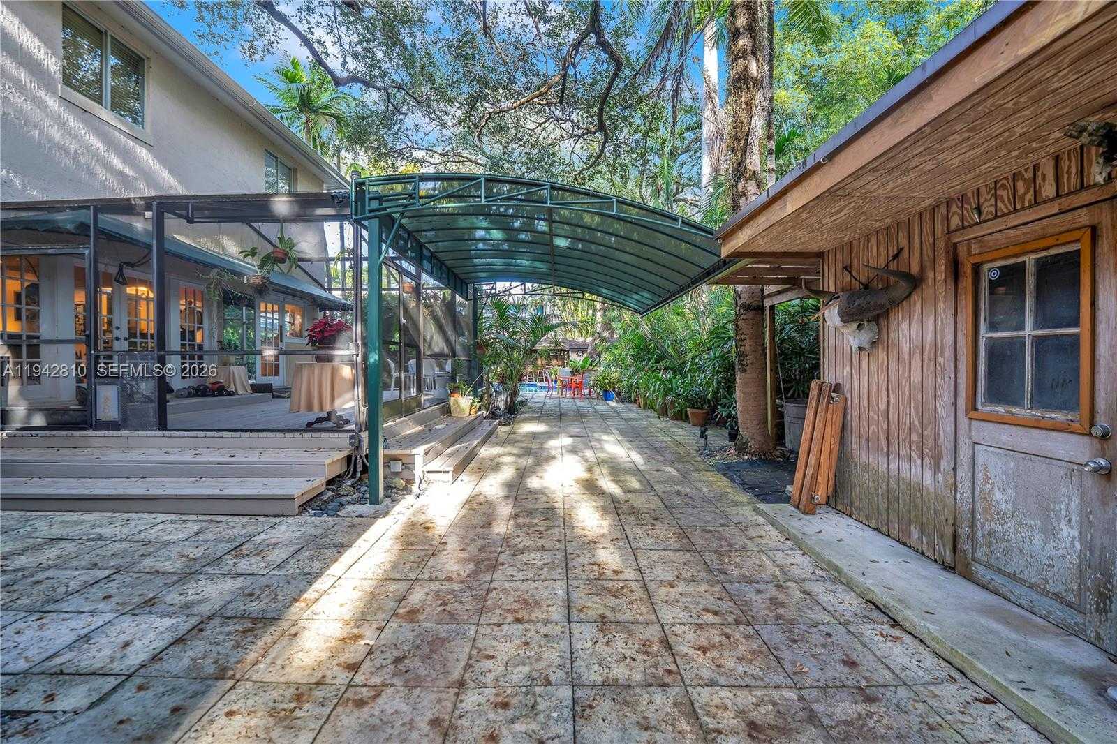 Small Image of 2496 ABACO AVE, Miami Number 32