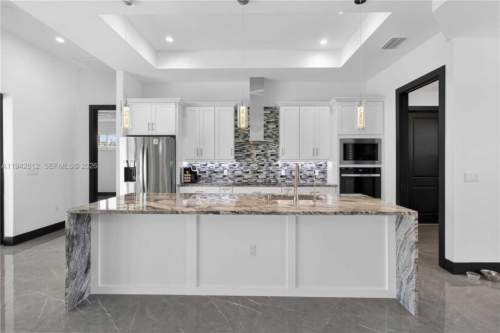 Small Image of 1102 MOHAWK PARKWAY, Cape Coral Number 10