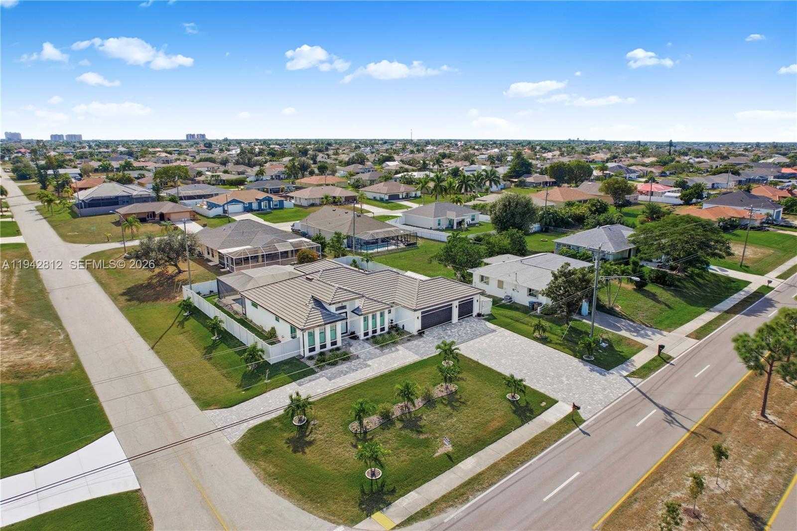 Small Image of 1102 MOHAWK PARKWAY, Cape Coral Number 38