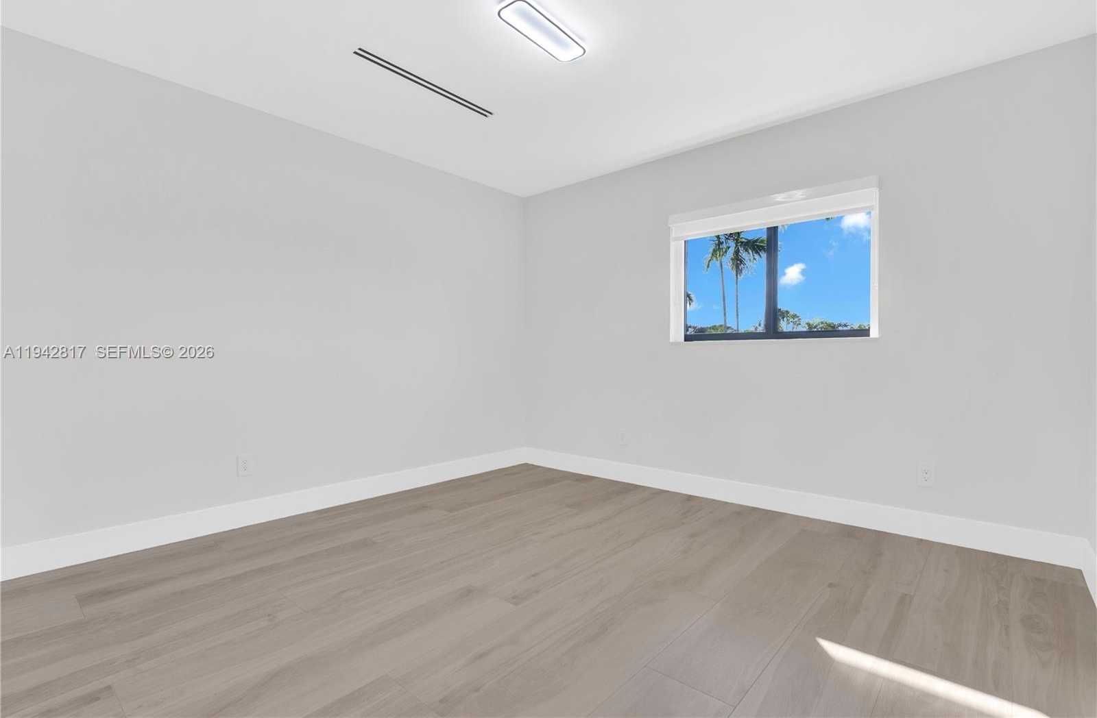 Small Image of 12751 SOUTH WEST 92ND CT, Miami Number 24