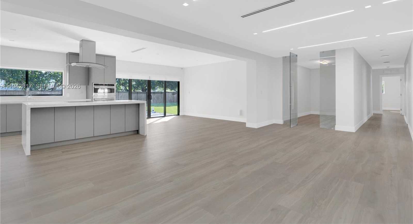 Small Image of 12751 SOUTH WEST 92ND CT, Miami Number 4