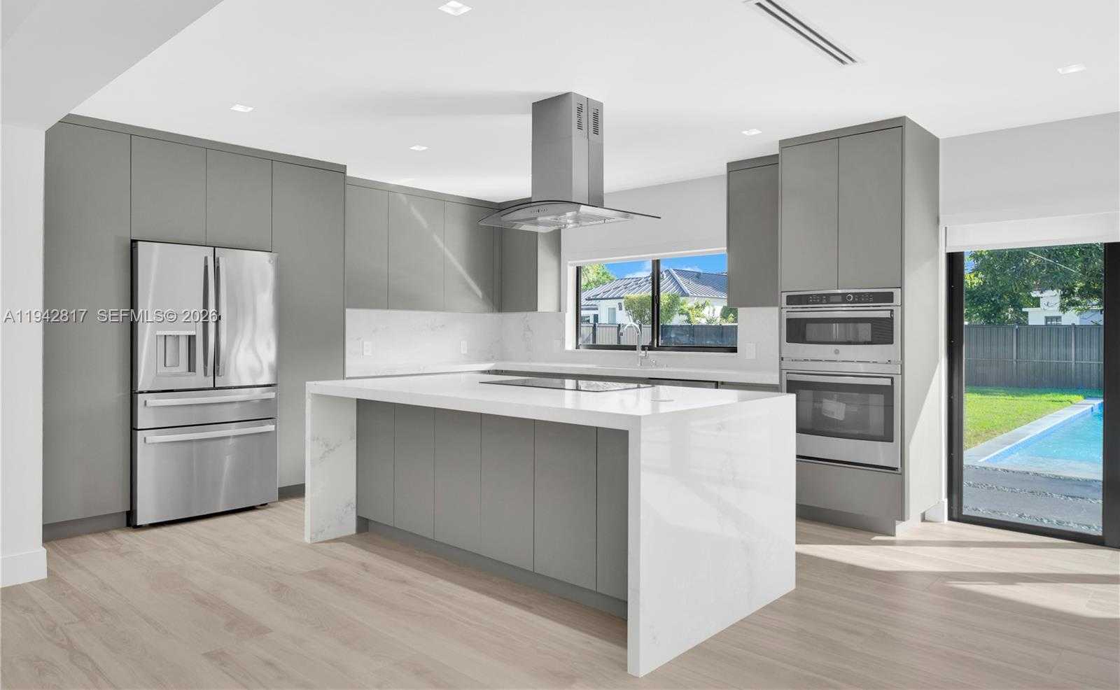 Small Image of 12751 SOUTH WEST 92ND CT, Miami Number 7