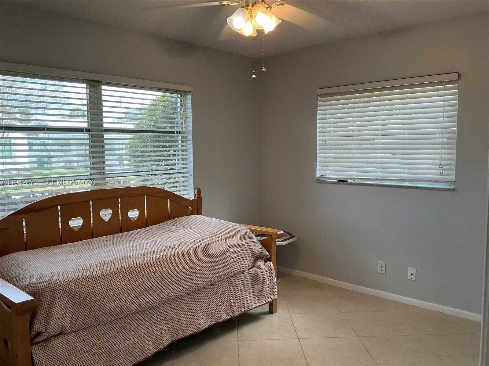 Small Image of 8604 NORTH WEST 59TH PL, Tamarac Number 17