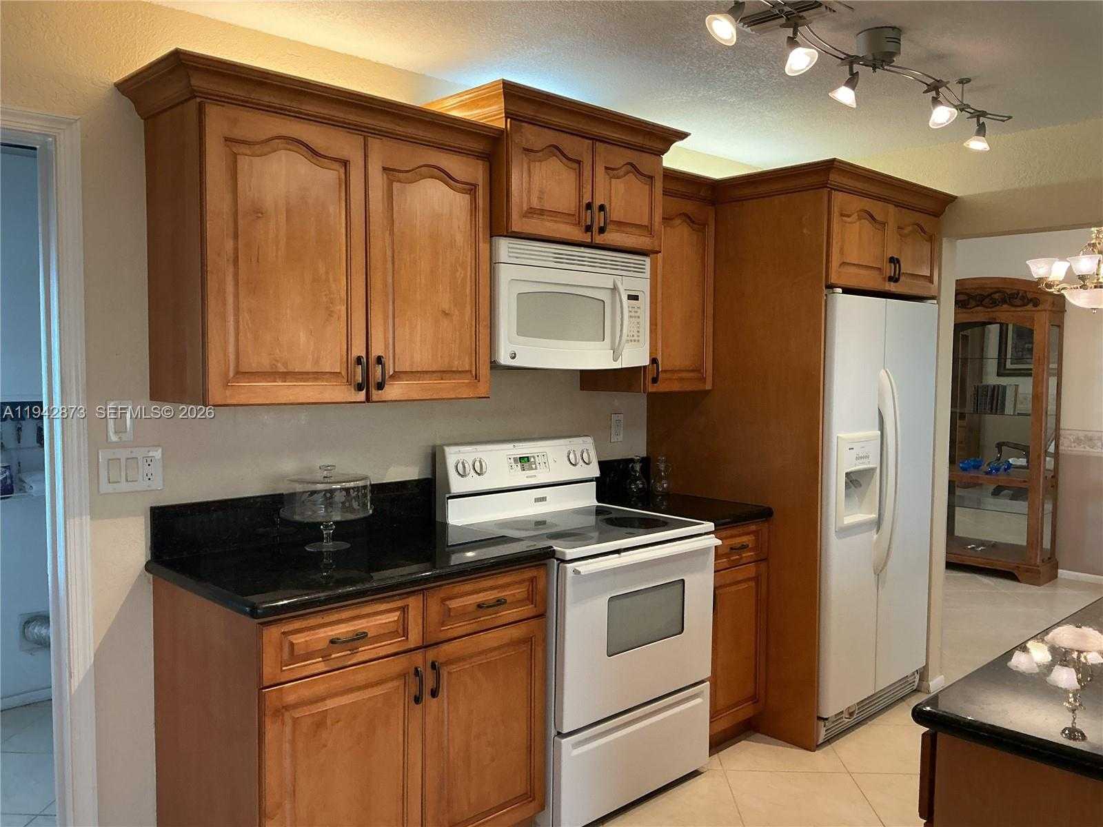 Small Image of 8604 NORTH WEST 59TH PL, Tamarac Number 19