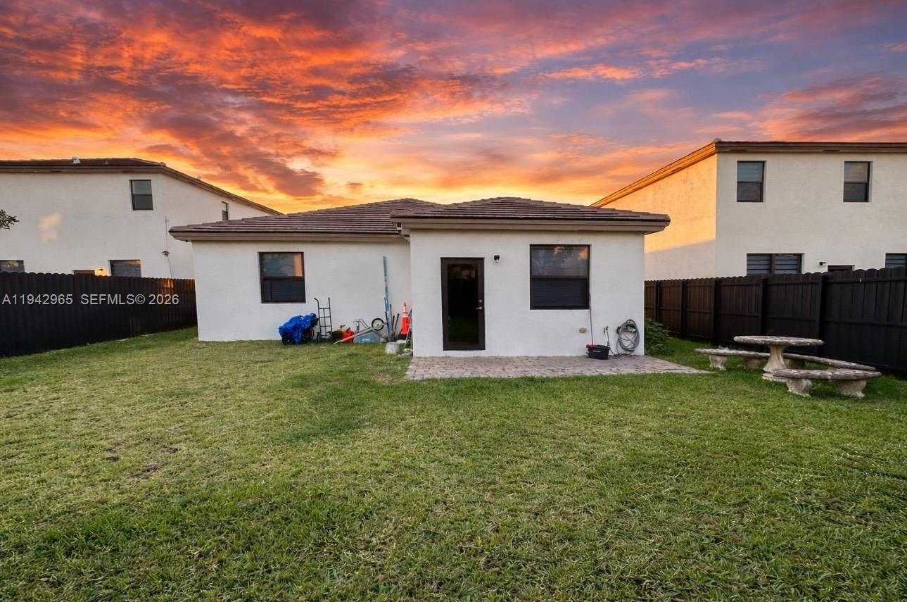 Small Image of 23357 SOUTH WEST 133RD AVE, Miami Number 14