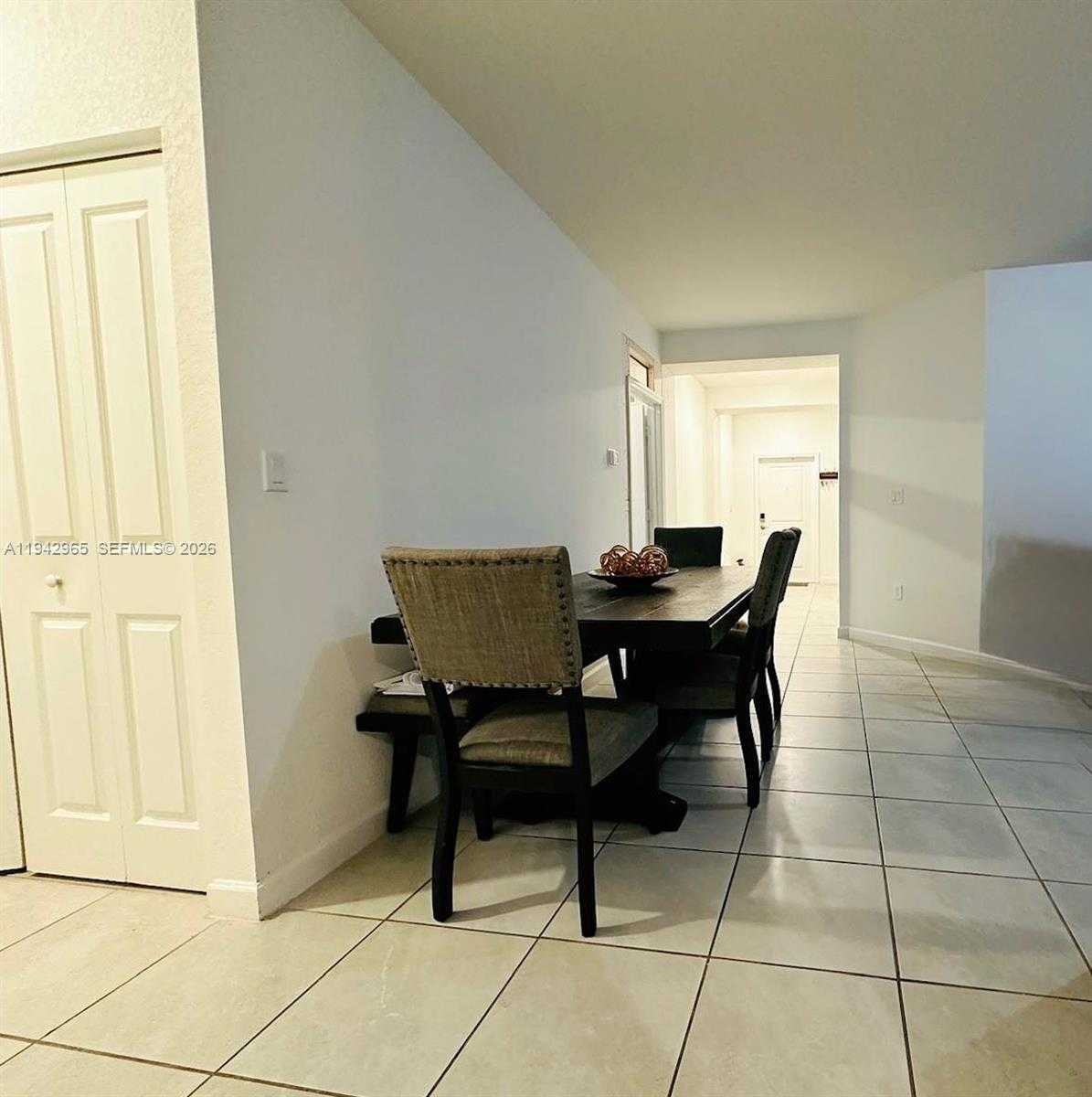 Small Image of 23357 SOUTH WEST 133RD AVE, Miami Number 4