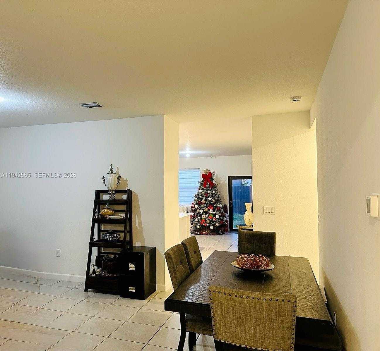 Small Image of 23357 SOUTH WEST 133RD AVE, Miami Number 5