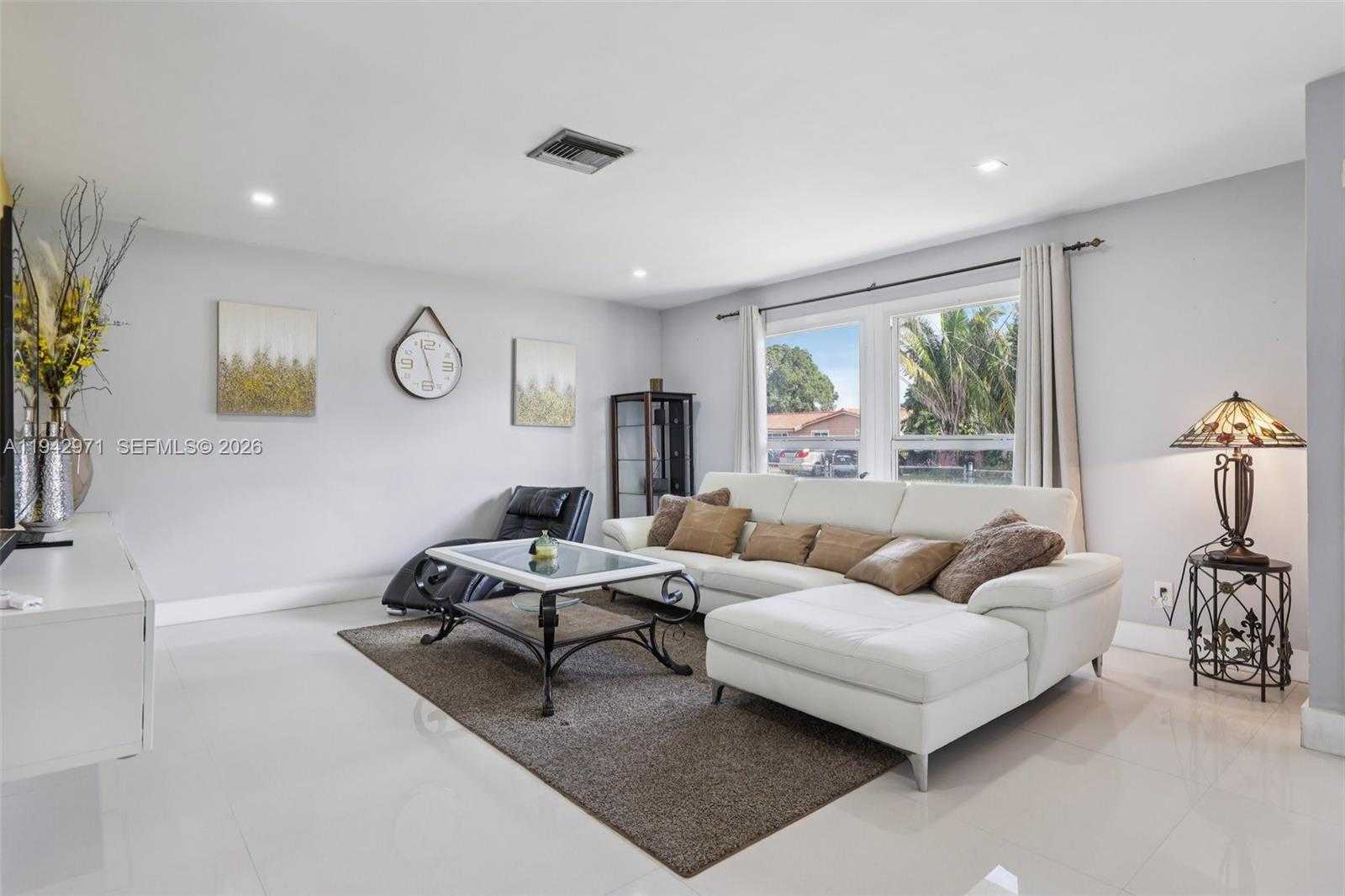 Small Image of 16832 NORTH WEST 52ND AVE, Miami Gardens Number 17