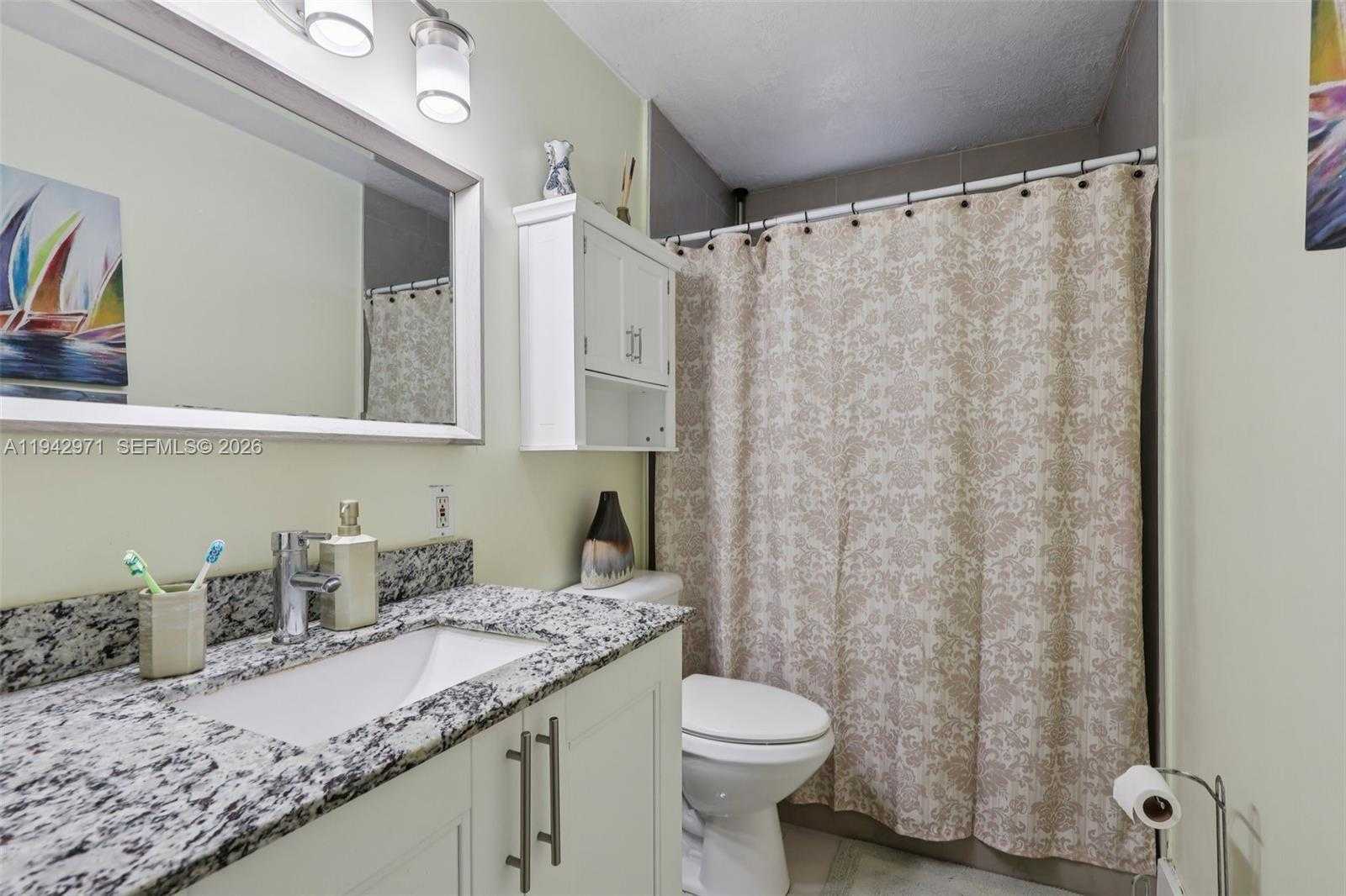 Small Image of 16832 NORTH WEST 52ND AVE, Miami Gardens Number 22