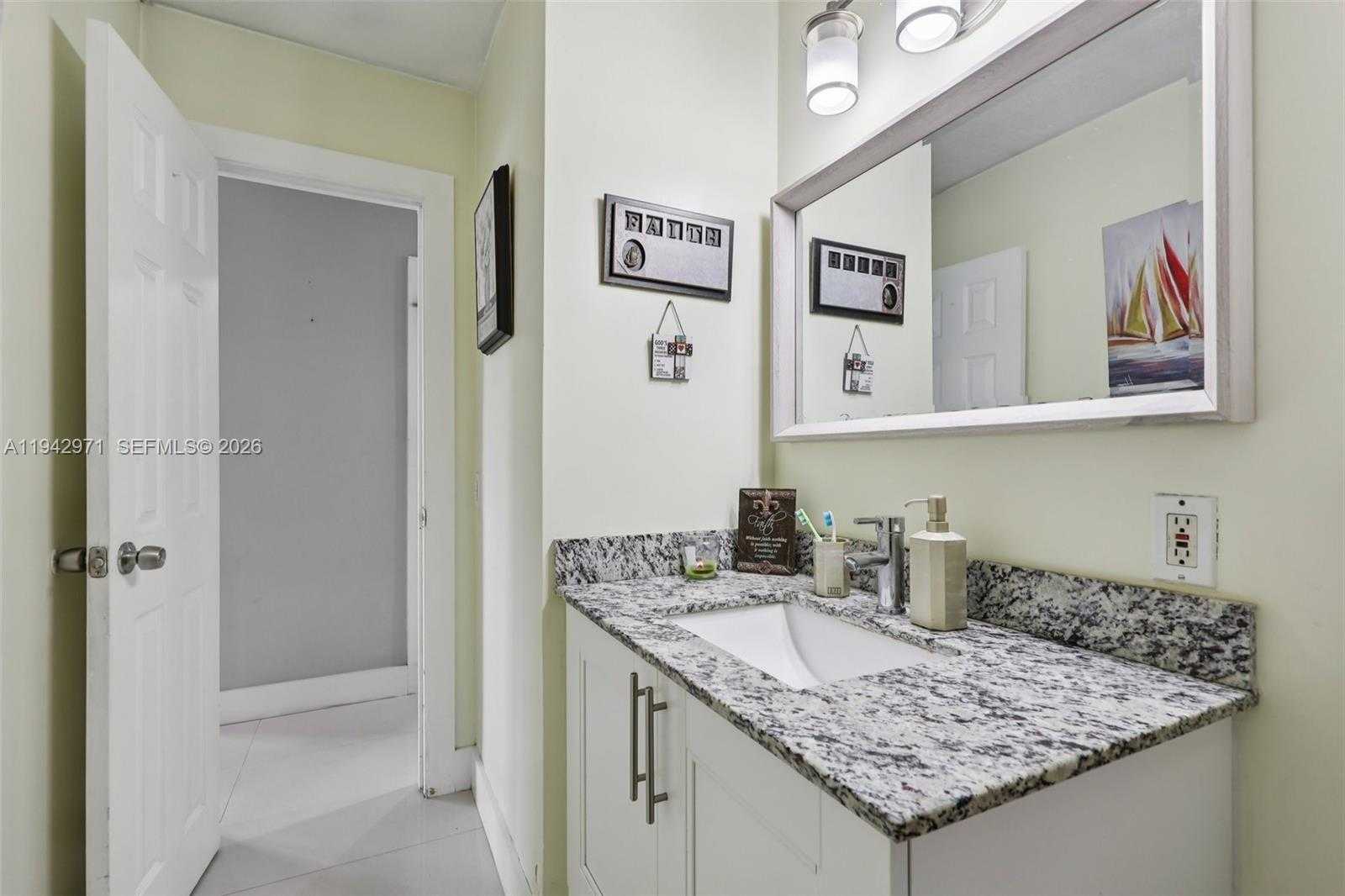 Small Image of 16832 NORTH WEST 52ND AVE, Miami Gardens Number 24