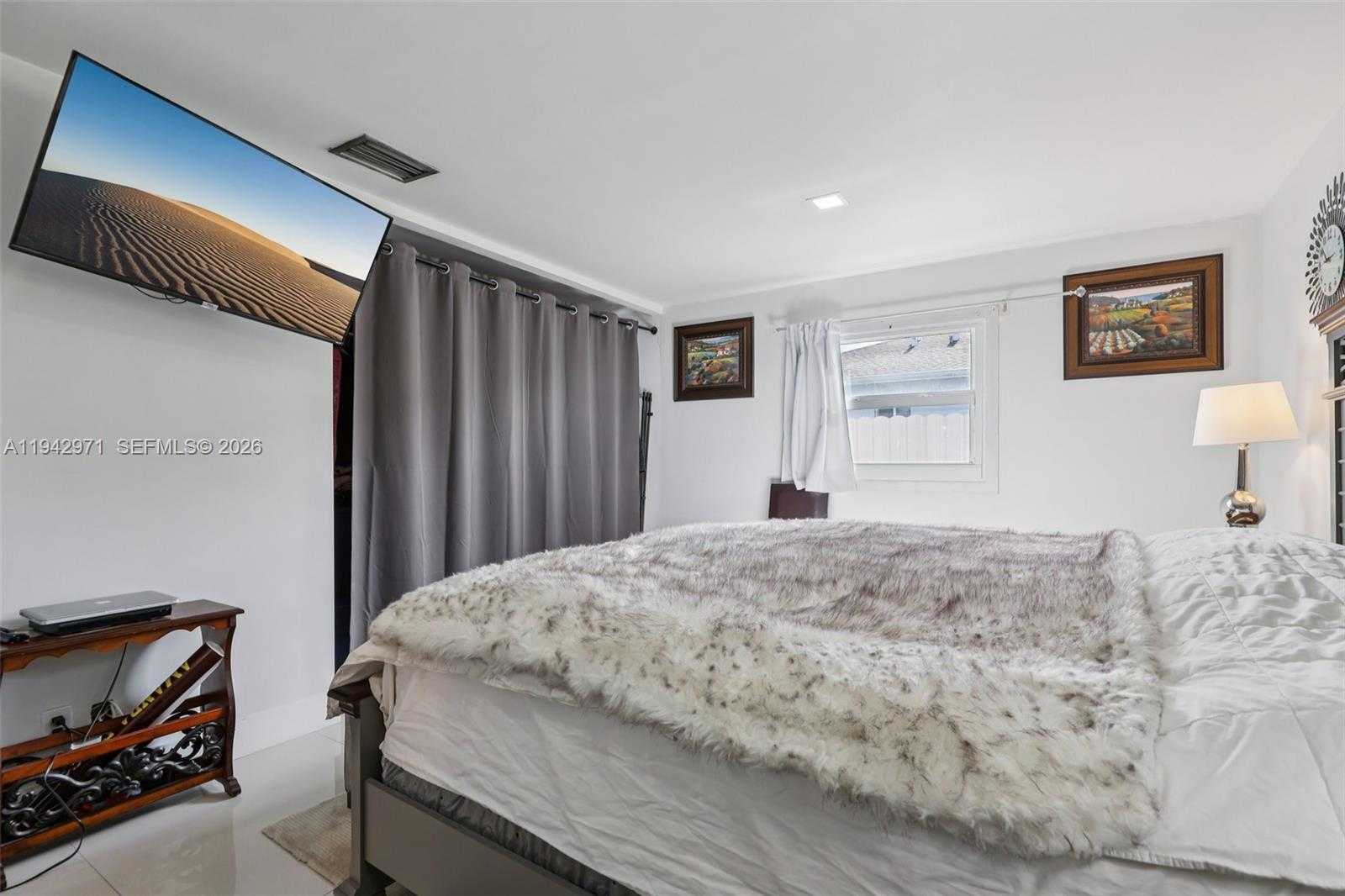 Small Image of 16832 NORTH WEST 52ND AVE, Miami Gardens Number 26