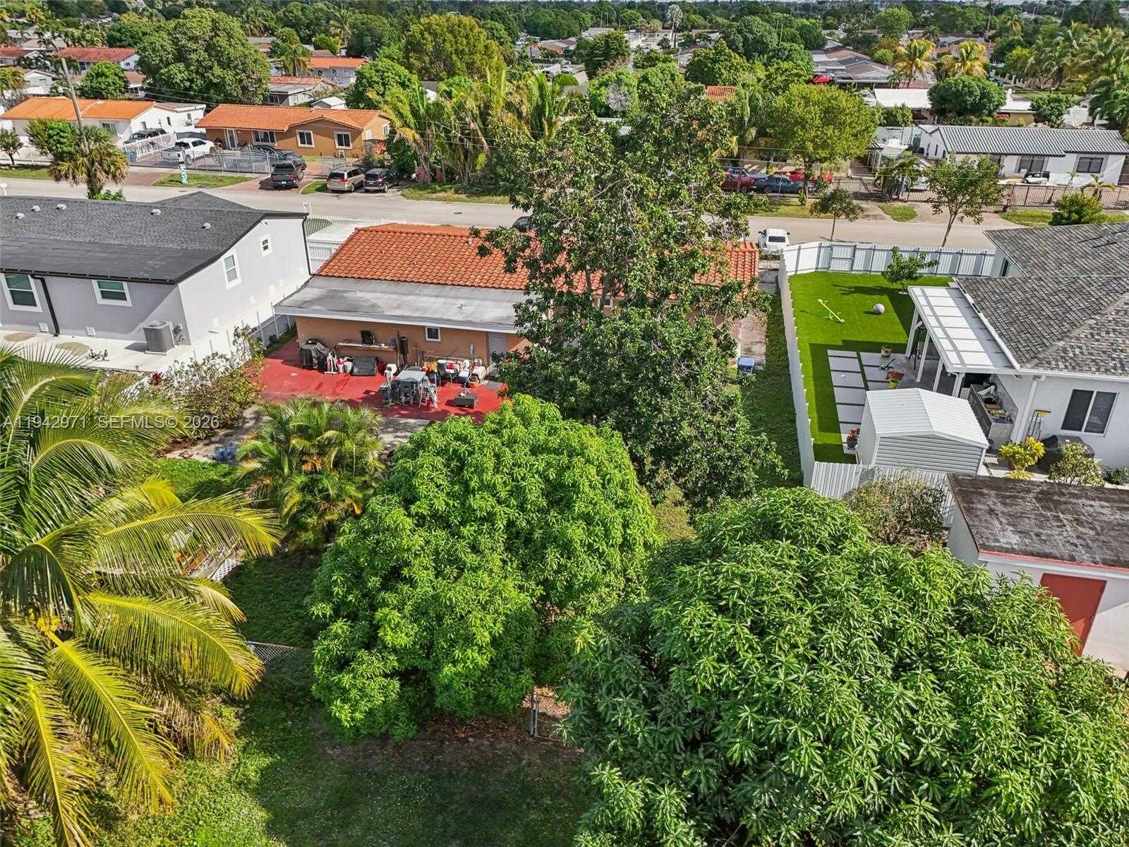 Small Image of 16832 NORTH WEST 52ND AVE, Miami Gardens Number 38