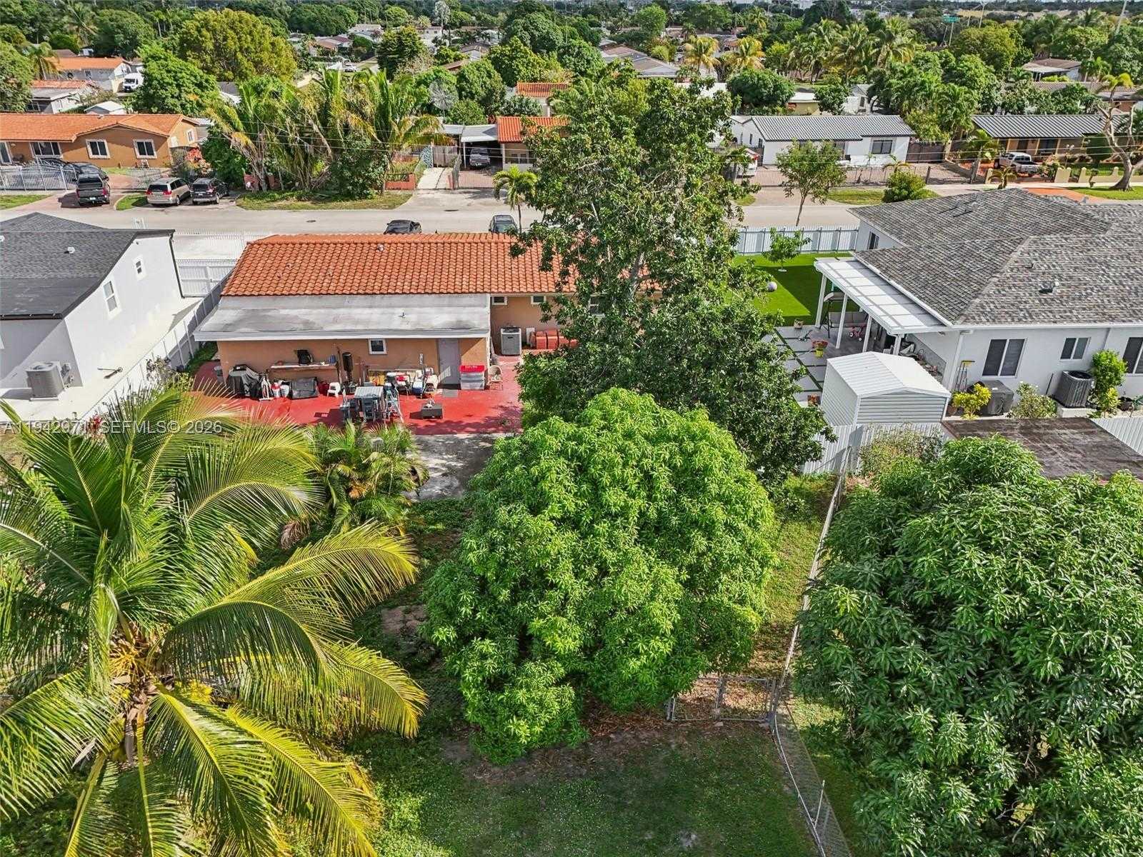 Small Image of 16832 NORTH WEST 52ND AVE, Miami Gardens Number 39