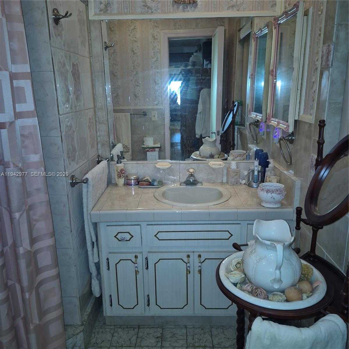 Small Image of 6225 SOUTH WEST 59TH ST, South Miami Number 13