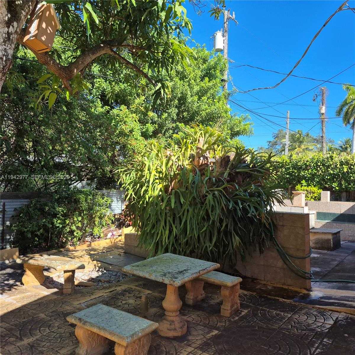 Small Image of 6225 SOUTH WEST 59TH ST, South Miami Number 22