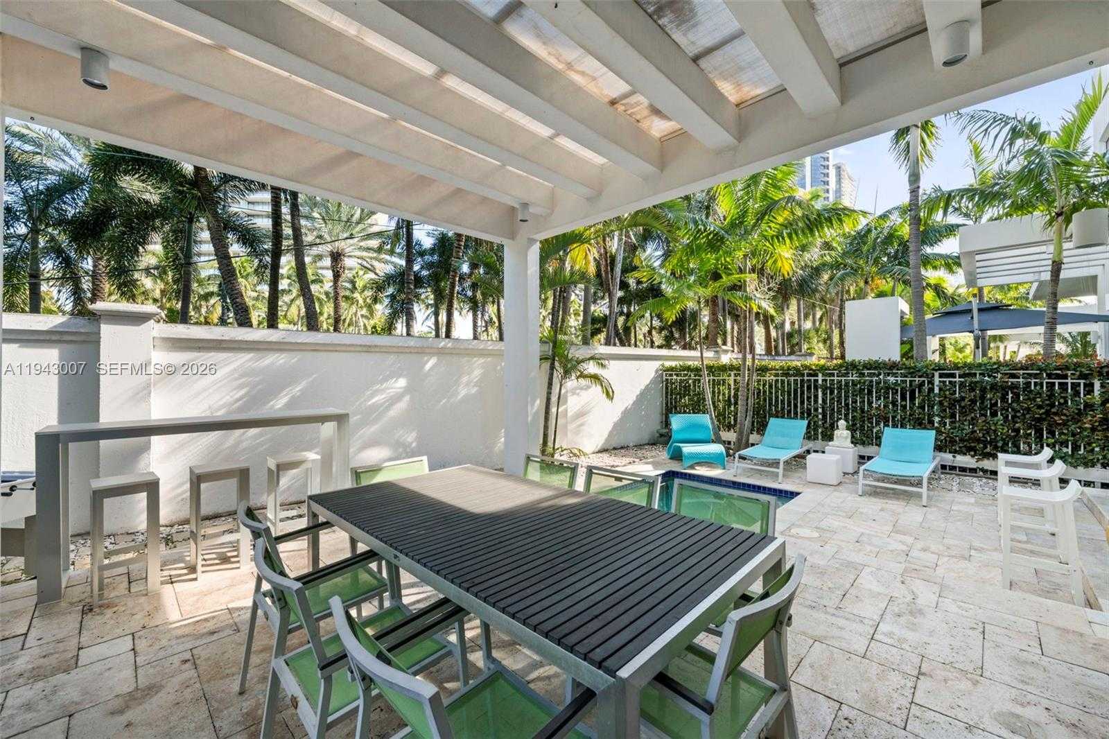 Small Image of 19005 ATLANTIC BLVD, Sunny Isles Beach Number 10
