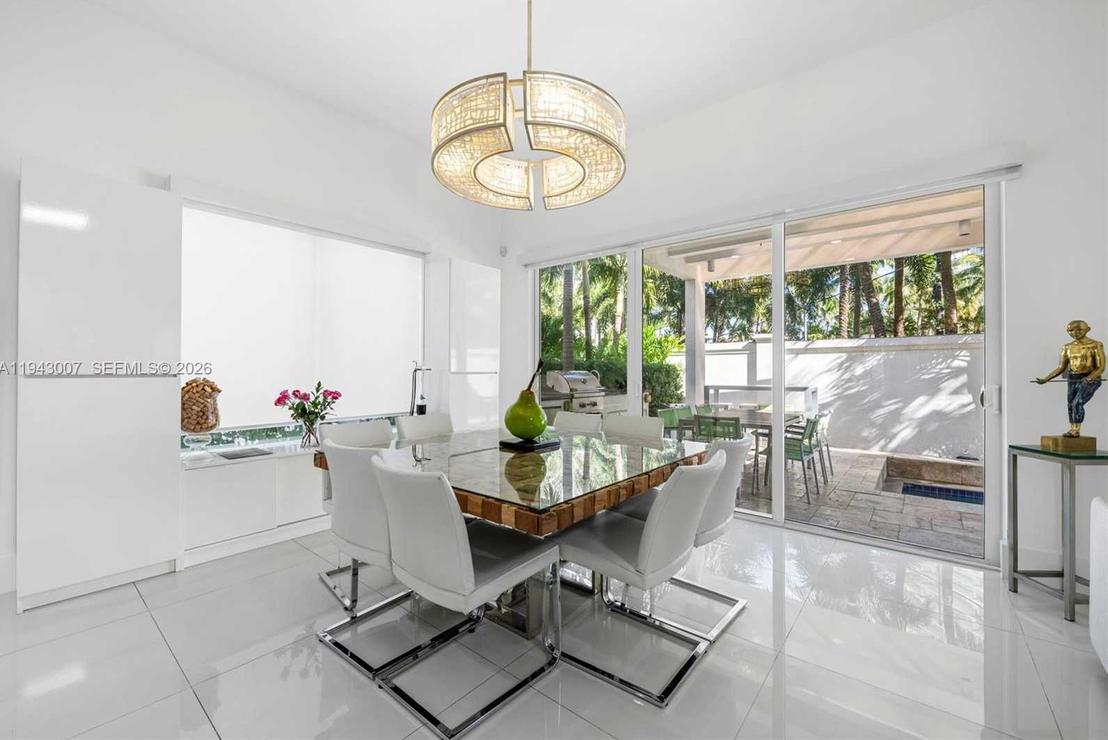 Small Image of 19005 ATLANTIC BLVD, Sunny Isles Beach Number 18