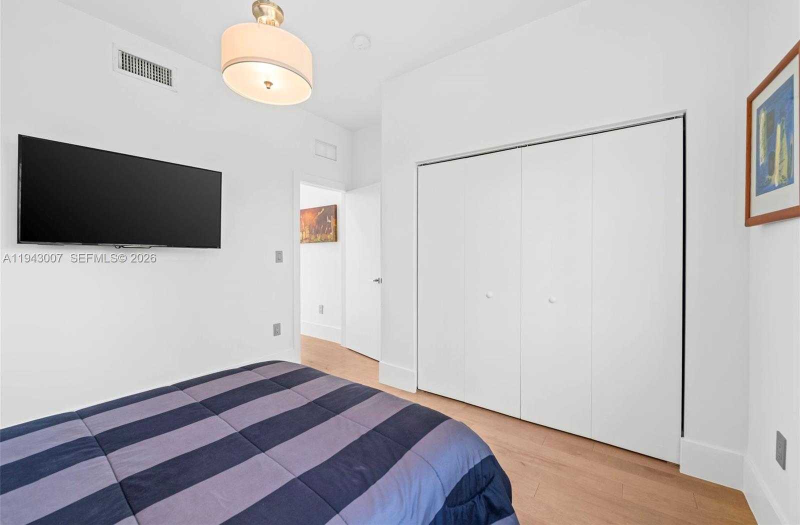 Small Image of 19005 ATLANTIC BLVD, Sunny Isles Beach Number 37