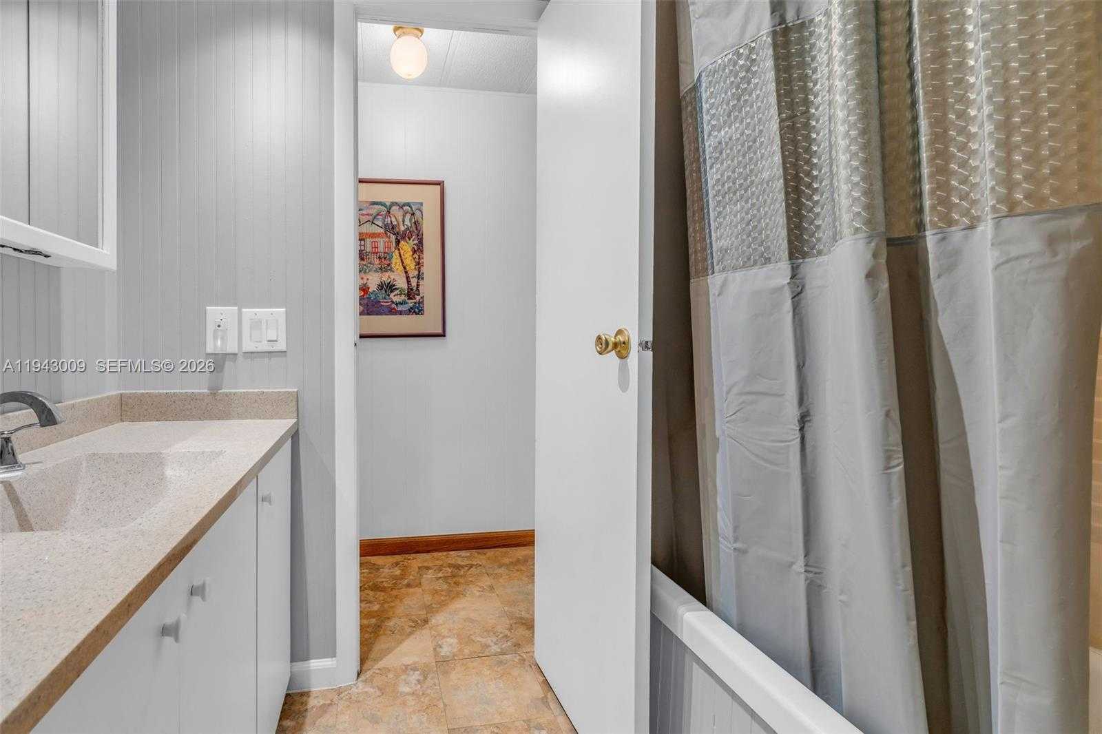 Small Image of 808 SOUTH SILVER CIRCLE, Key Largo Number 20