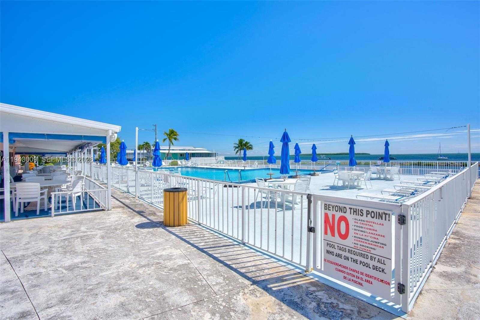 Small Image of 808 SOUTH SILVER CIRCLE, Key Largo Number 30