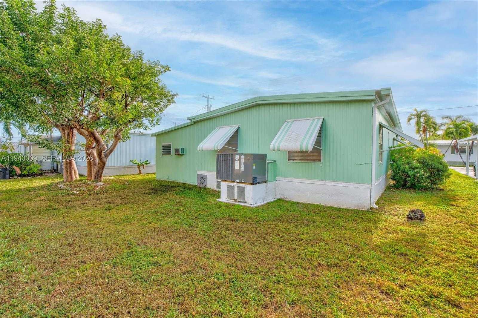 Small Image of 808 SOUTH SILVER CIRCLE, Key Largo Number 41