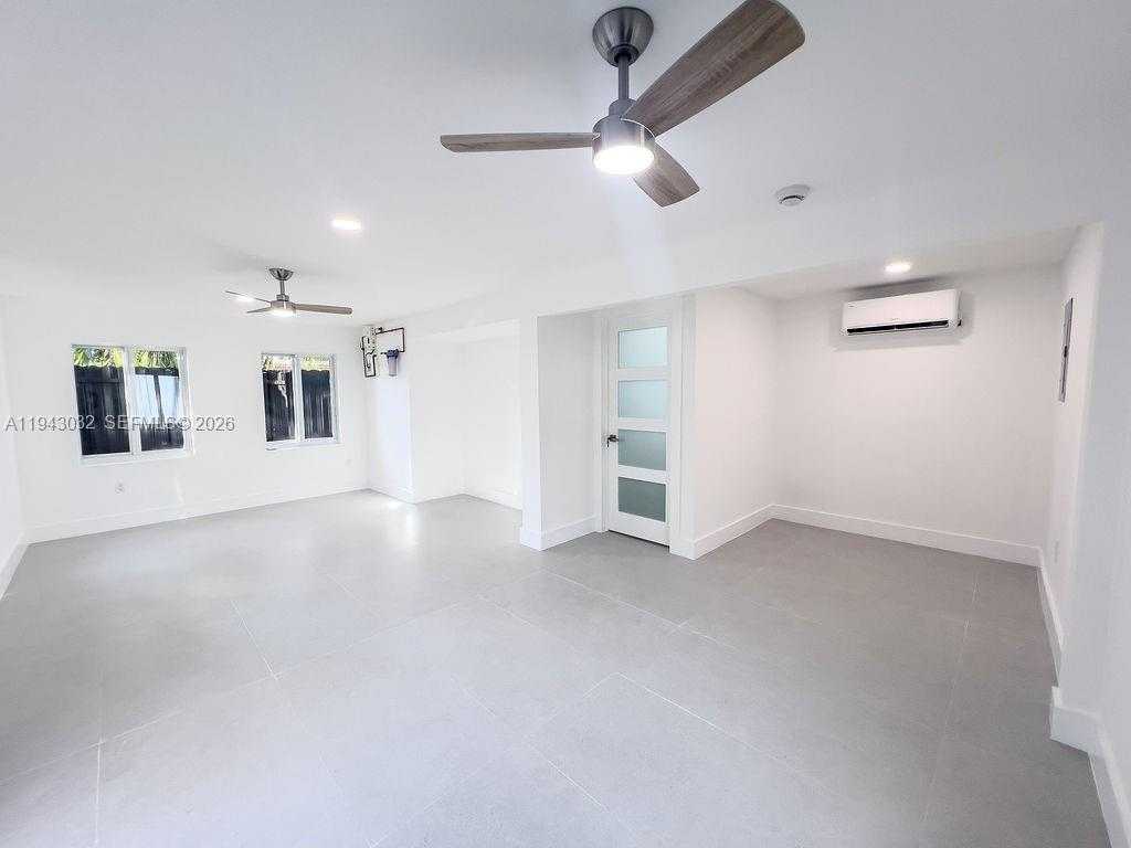 Small Image of 588 PALMETTO DR, Miami Springs Number 58