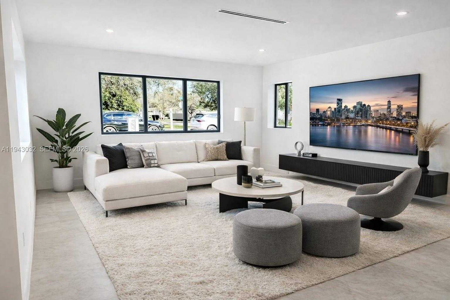 Small Image of 588 PALMETTO DR, Miami Springs Number 7