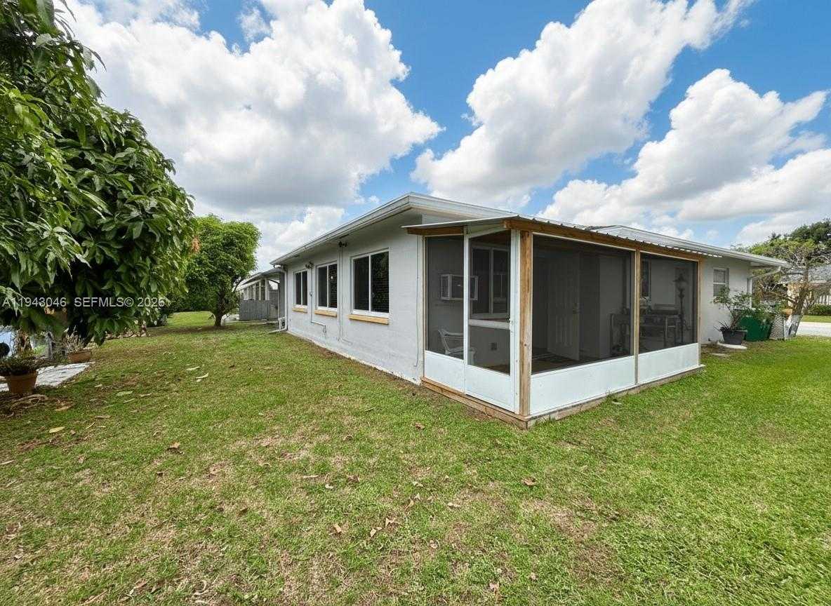 Small Image of 4945 NORTH WEST 55TH CT, Tamarac Number 18