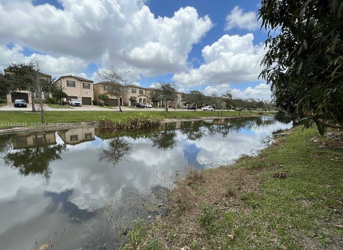 Small Image of 4945 NORTH WEST 55TH CT, Tamarac Number 21