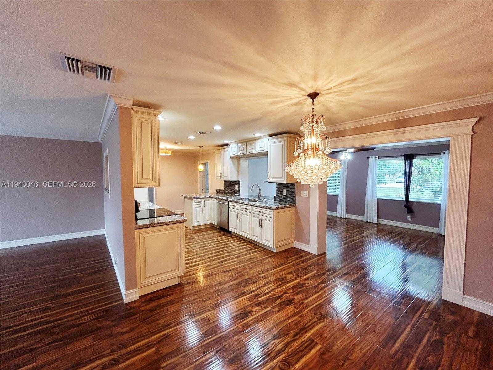 Small Image of 4945 NORTH WEST 55TH CT, Tamarac Number 5