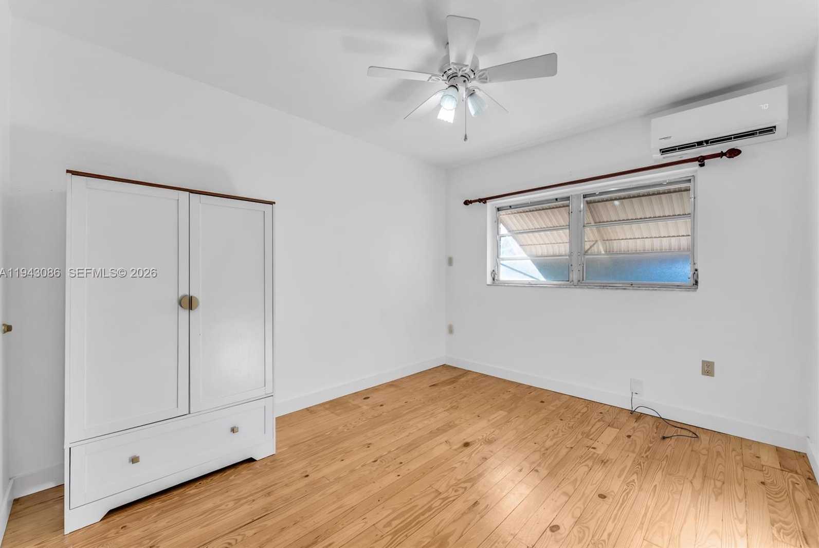 Small Image of 3230 SOUTH WEST 98TH AVE, Miami Number 10