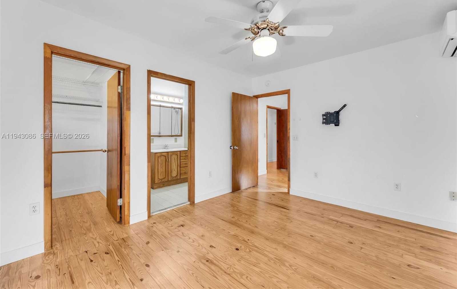 Small Image of 3230 SOUTH WEST 98TH AVE, Miami Number 12